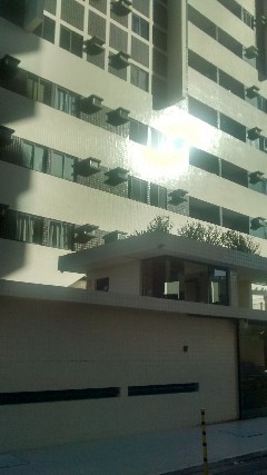 Foto 1 - Apartamento ponta verde